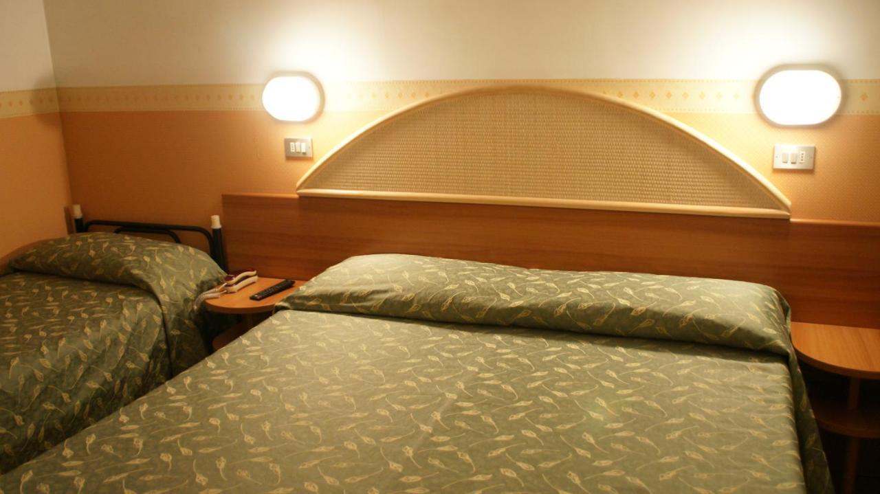 Hotel Verudella ริมินี ภายนอก รูปภาพ